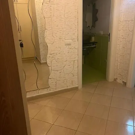 Elida Apartment *